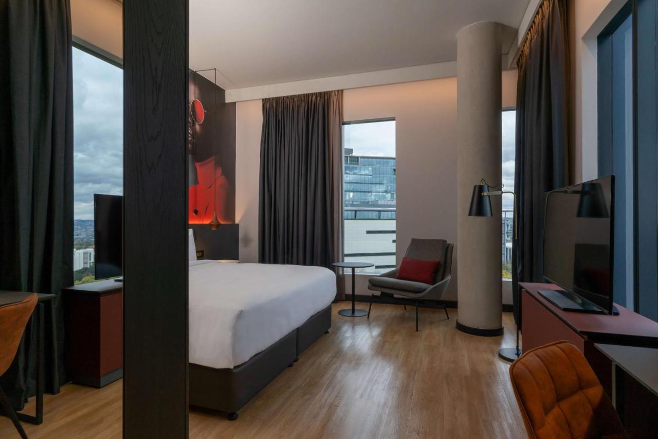 Radisson Red Hotel Johannesburg Rosebank Luaran gambar